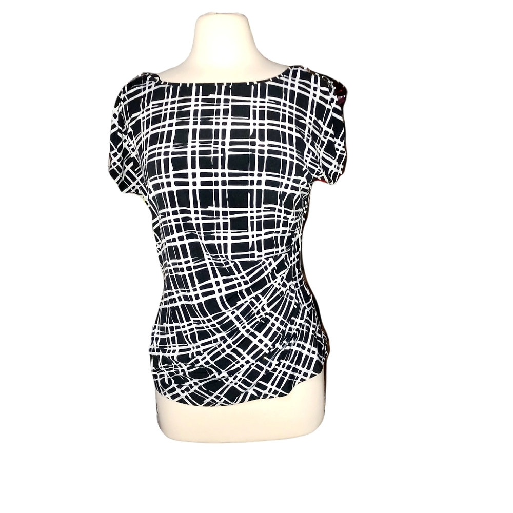 Suzy Shier S Short Sleeve Blouse Black White Woman Top modern black whit…